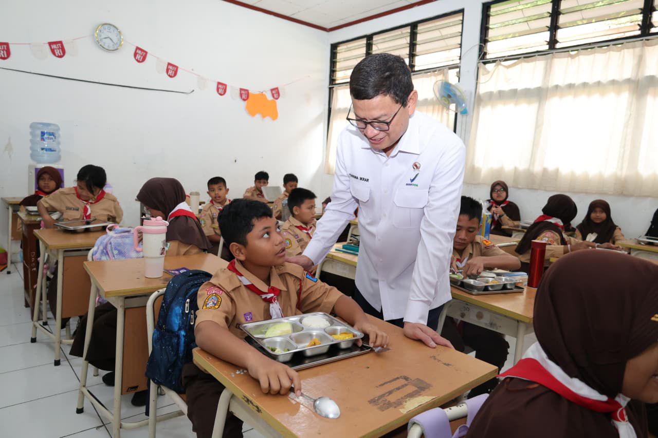 Taruna Ikrar Kunjungi SDN Jati 05 Pagi, BPOM Dukungan MBG terhadap Program unggulan presiden prabowo