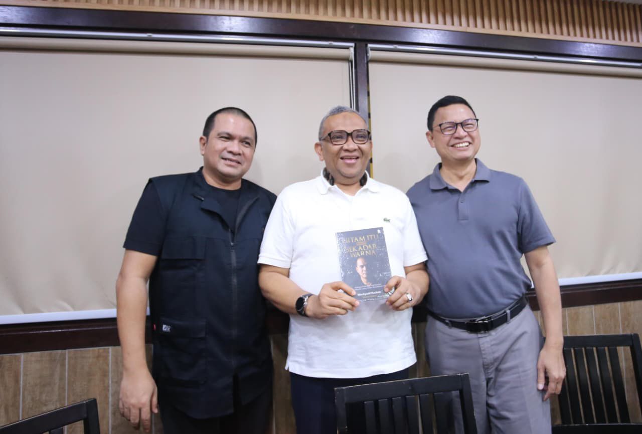 Karya Literasi Indonesia Mendunia, Buku dr. Wachyudi Muchsin Diluncurkan di Negeri Jiran Malaysia