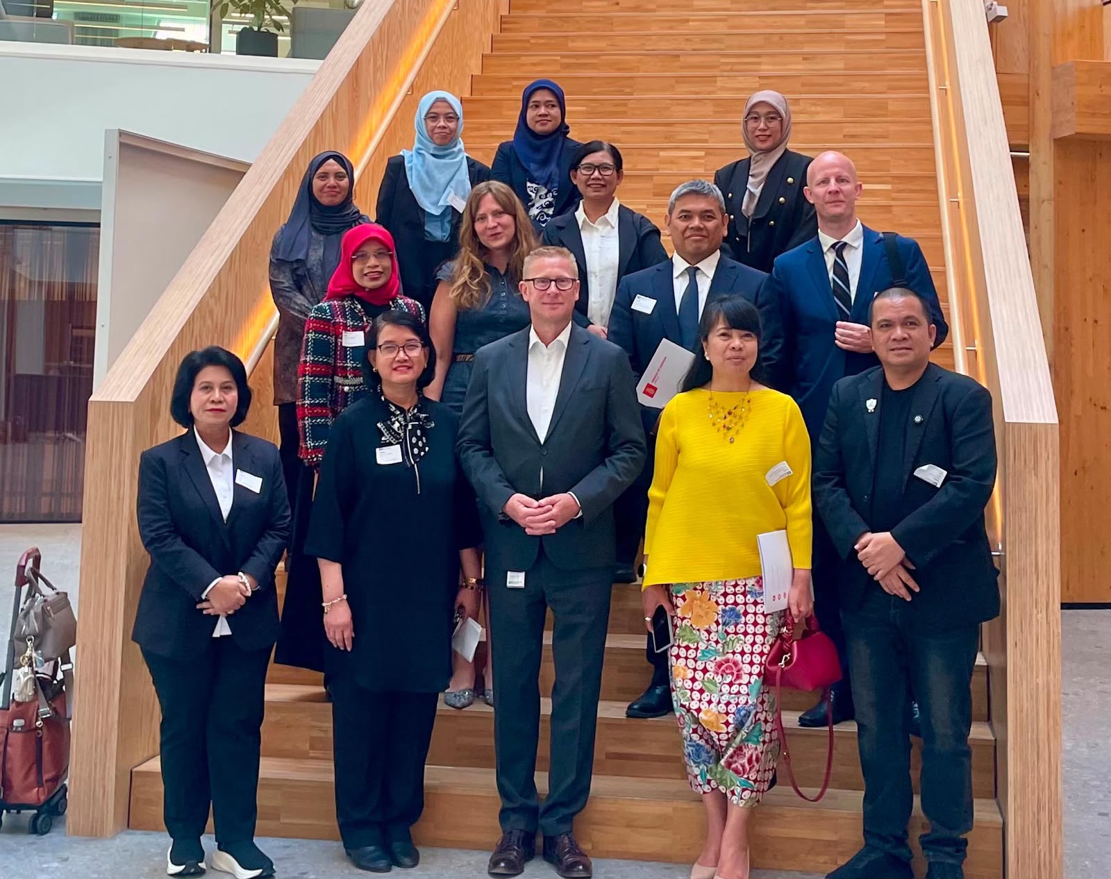 Perkuat Diplomasi Regulatori, Taruna Ikrar Utus Delegasi BPOM ke denmark Fokus pada Inovasi Laboratorium , Keamanan obat dan Pangan